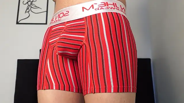 Snapshot of MarcoAlexLatino chatting on 12, 2, 2026 MarcoAlexLatino online show from 12, 2, 2026