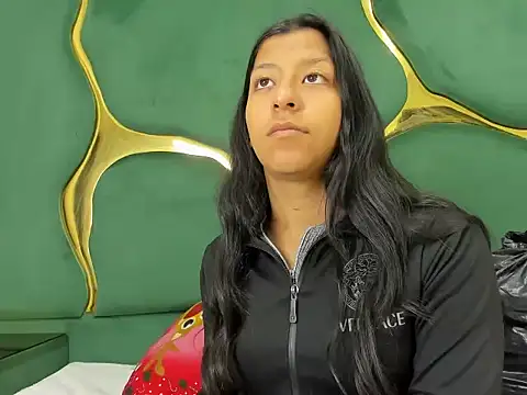 VaneLin18 online show from 7, 1, 2026