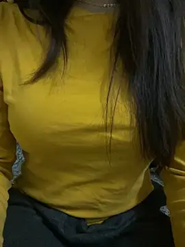 Tuongvy05 online show from 14, 2, 2026