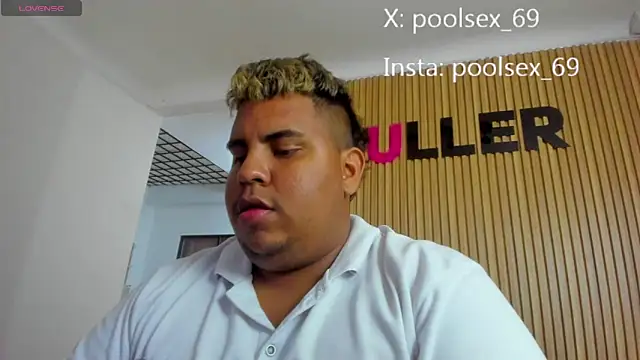 Poolsex 69 online show from 4, 12, 2025