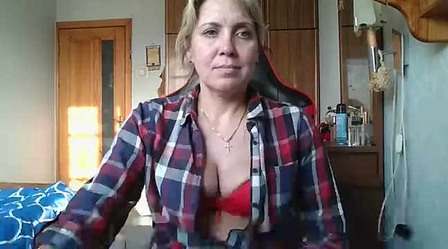 IrinaB1 online show from 28, 2, 2025