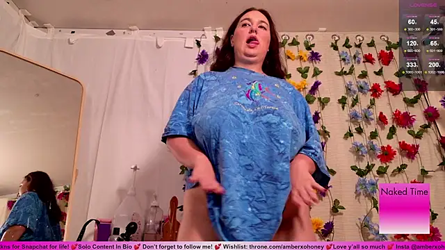 Snapshot of amberxoxhoney chatting on 25, 10, 2025 amberxoxhoney online show from 25, 10, 2025