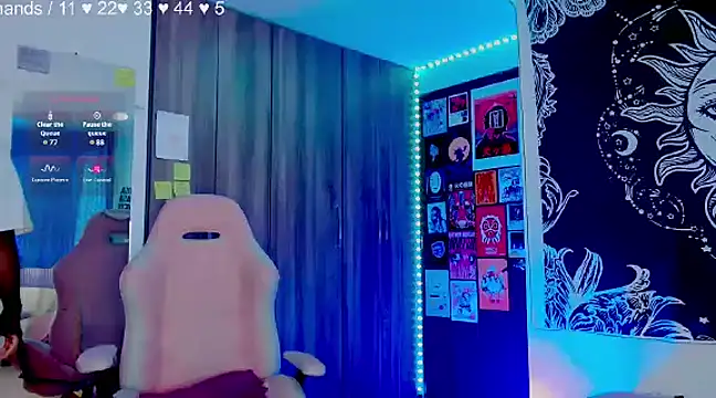 melissahowl online show from 1, 2, 2025