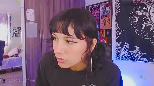 melissahowl online show from 9, 9, 2025