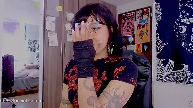 melissahowl online show from 12, 10, 2025