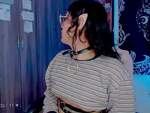 melissahowl online show from 28, 10, 2025