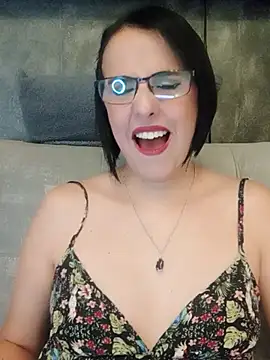 IsisBlake online show from 13, 2, 2025