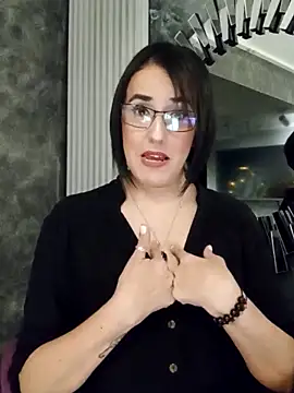 IsisBlake online show from 19, 2, 2025