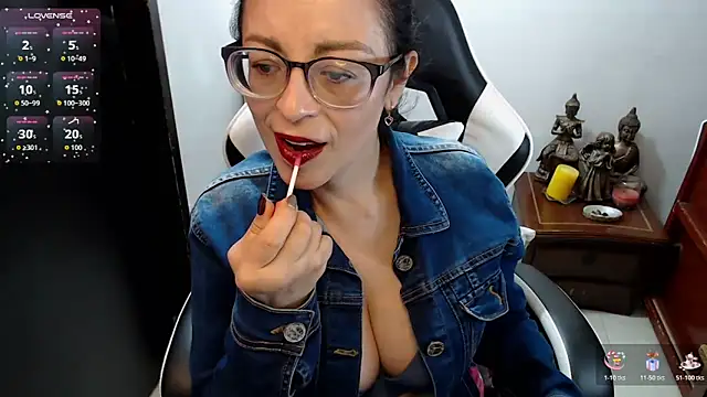 AnasstaciaEvans online show from 4, 6, 2026