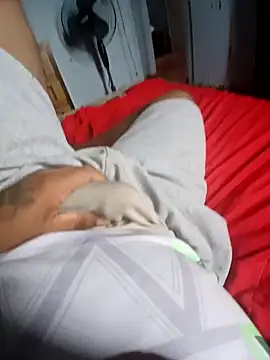 Snapshot of morenogts69 chatting on 2, 2, 2025 morenogts69 online show from 2, 2, 2025