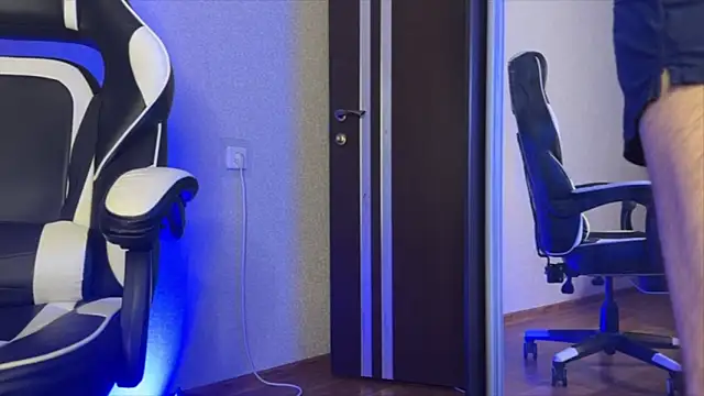 Stick Twlx online show from 2, 3, 2026