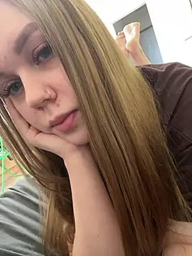 Marylallka5 online show from 6, 3, 2026