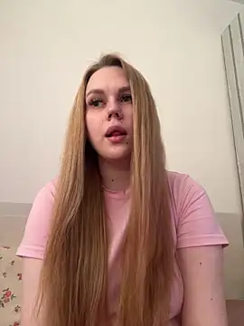 Snapshot of Marylallka5 chatting on 14, 6, 2026 Marylallka5 online show from 14, 6, 2026