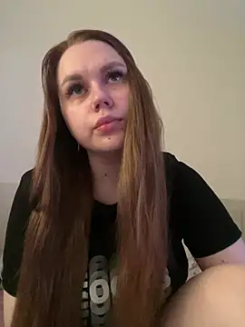 Snapshot of Marylallka5 chatting on 21, 7, 2026 Marylallka5 online show from 21, 7, 2026