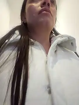 Snapshot of valery_mora chatting on 7, 1, 2025 valery mora online show from 7, 1, 2025