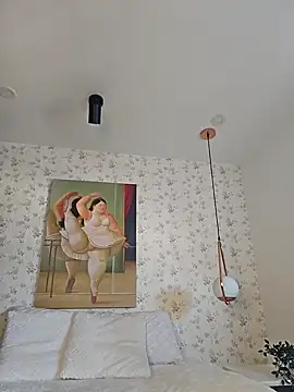 Snapshot of valery_mora chatting on 10, 2, 2025 valery mora online show from 10, 2, 2025