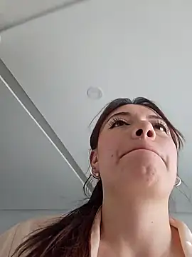 Snapshot of valery_mora chatting on 1, 3, 2025 valery mora online show from 1, 3, 2025