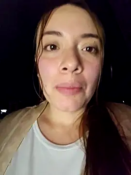 Snapshot of valery_mora chatting on 3, 10, 2025 valery mora online show from 3, 10, 2025