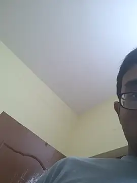 THE NAKED BOY online show from 2, 12, 2025