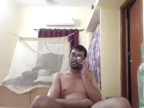 THE NAKED BOY online show from 18, 12, 2025