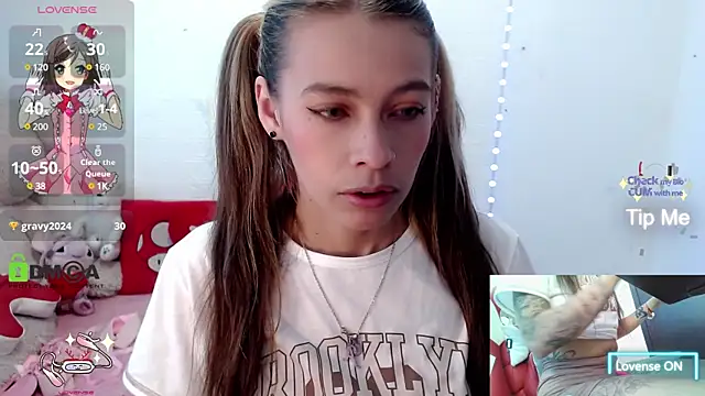 sweetlittlelisa online show from 5, 2, 2025