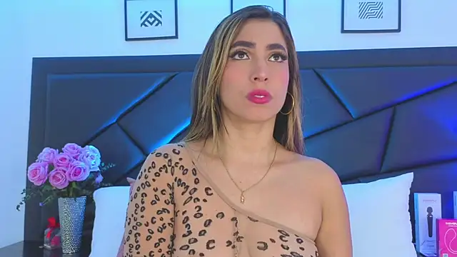 SophieCarther online show from 17, 12, 2025