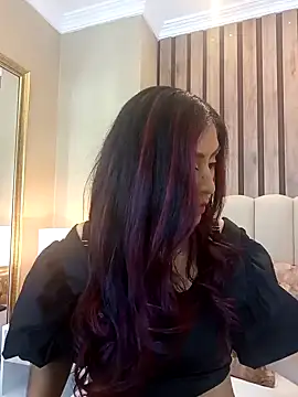 MonicaMoret online show from 26, 2, 2025