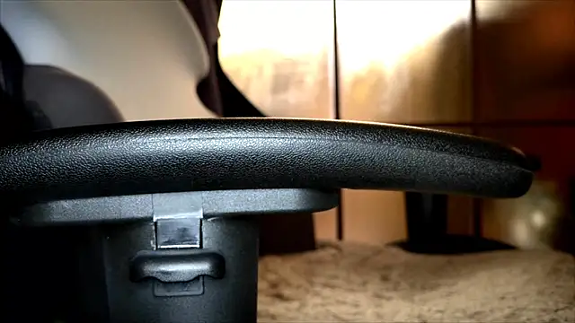 hidenyan02 online show from 8, 1, 2025