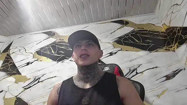 Kevin22 222 online show from 8, 1, 2025