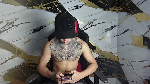 Kevin22 222 online show from 2, 2, 2025