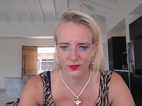 Wendysexyx online show from 26, 10, 2025