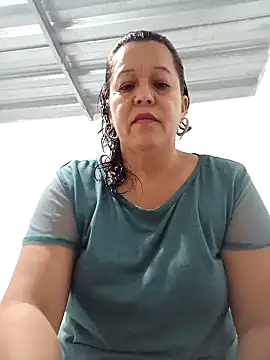 Snapshot of Fulopp15 chatting on 2, 1, 2025 Fulopp15 online show from 2, 1, 2025