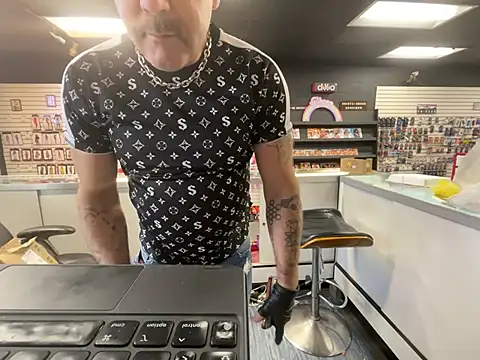 Snapshot of RawRyder8 chatting on 13, 12, 2024 RawRyder8 online show from 13, 12, 2024