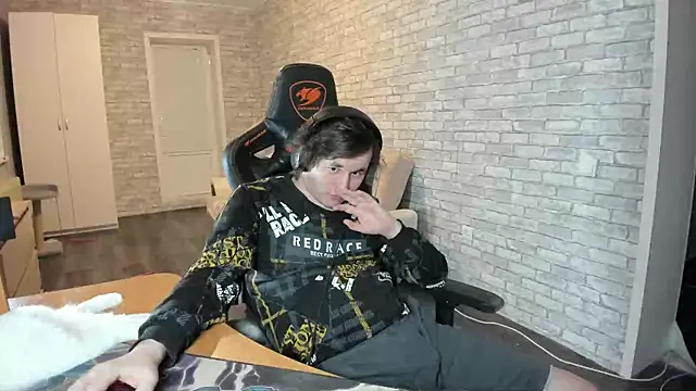 iliaskrislove online show from 11, 3, 2025