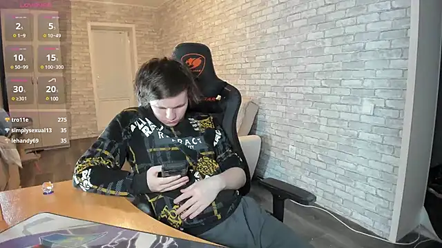 iliaskrislove online show from 16, 3, 2025