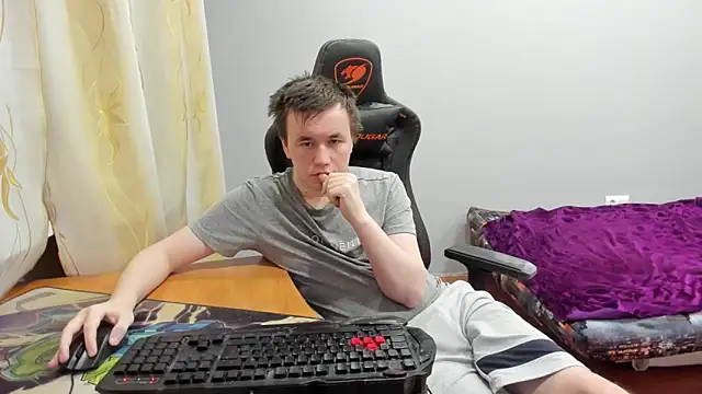 iliaskrislove online show from 15, 12, 2025