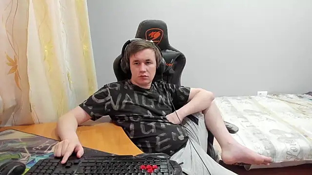 iliaskrislove online show from 8, 2, 2026