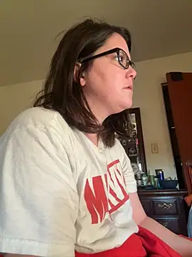 Snapshot of FreakNastyLacie chatting on 3, 11, 2025 FreakNastyLacie online show from 3, 11, 2025