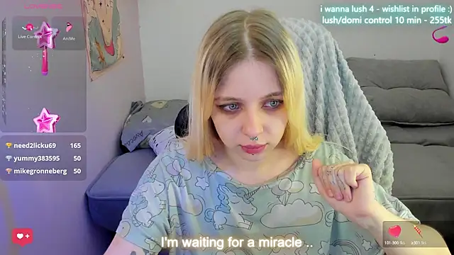 Snapshot of Alice_Halle chatting on 22, 3, 2025 Alice Halle online show from 22, 3, 2025