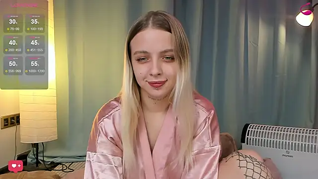 Snapshot of Alice_Halle chatting on 29, 9, 2025 Alice Halle online show from 29, 9, 2025