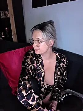 SpicyVicky online show from 13, 3, 2025