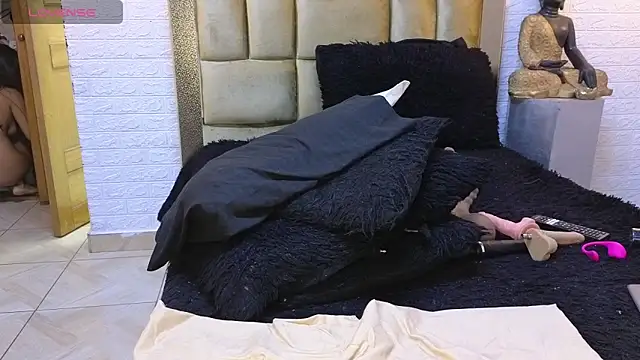 ximenawilliamss online show from 11, 12, 2024