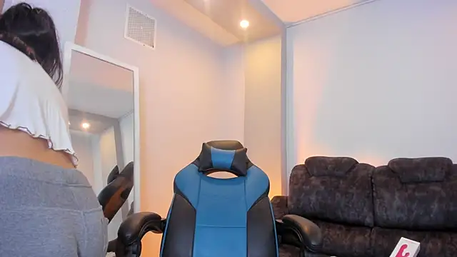 Barbara honey online show from 1, 4, 2026