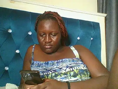 Snapshot of Heavy_ass chatting on 9, 7, 2026 Heavy ass online show from 9, 7, 2026