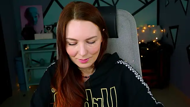 VandaRossi online show from 12, 1, 2025