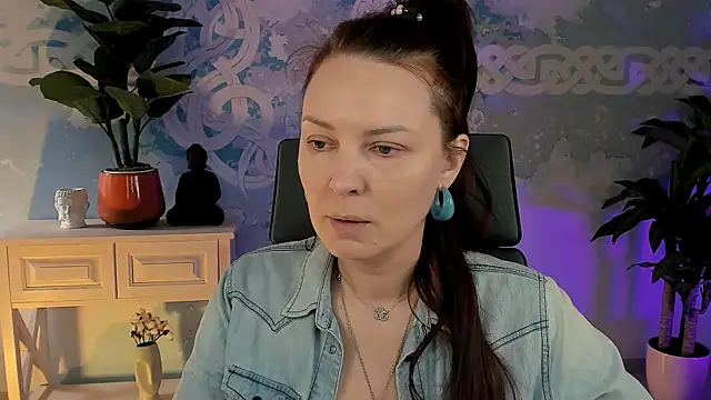 VandaRossi online show from 22, 9, 2025