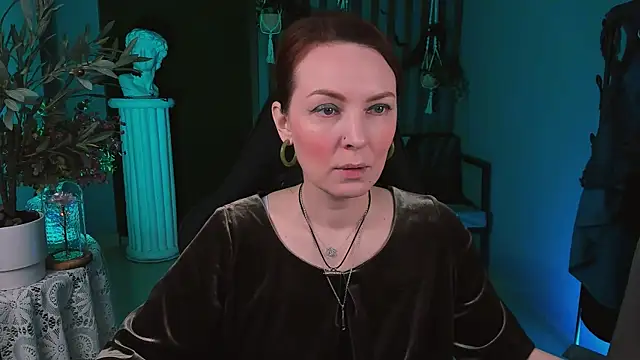 VandaRossi online show from 29, 10, 2025