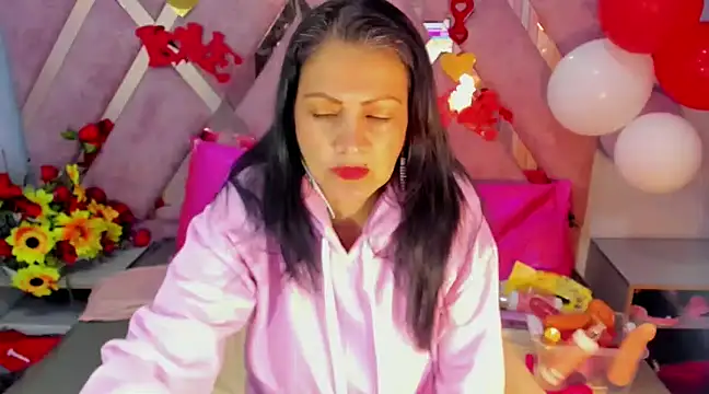 Mulan sexy01 online show from 18, 2, 2025