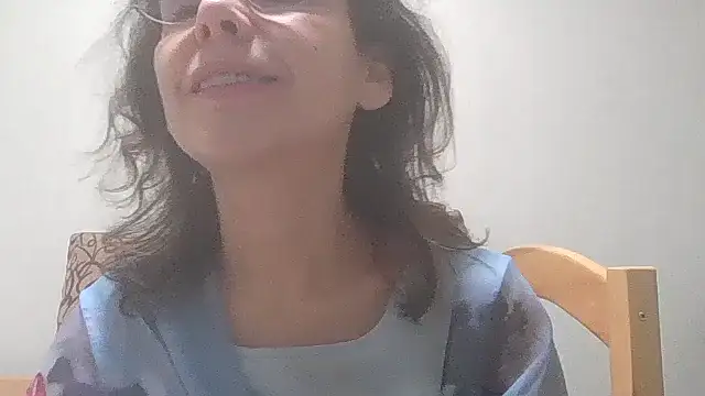 Snapshot of HollyJewel chatting on 11, 12, 2024 HollyJewel online show from 11, 12, 2024