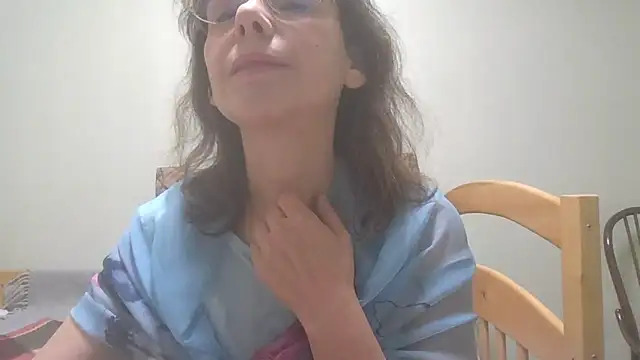 Snapshot of HollyJewel chatting on 13, 12, 2024 HollyJewel online show from 13, 12, 2024